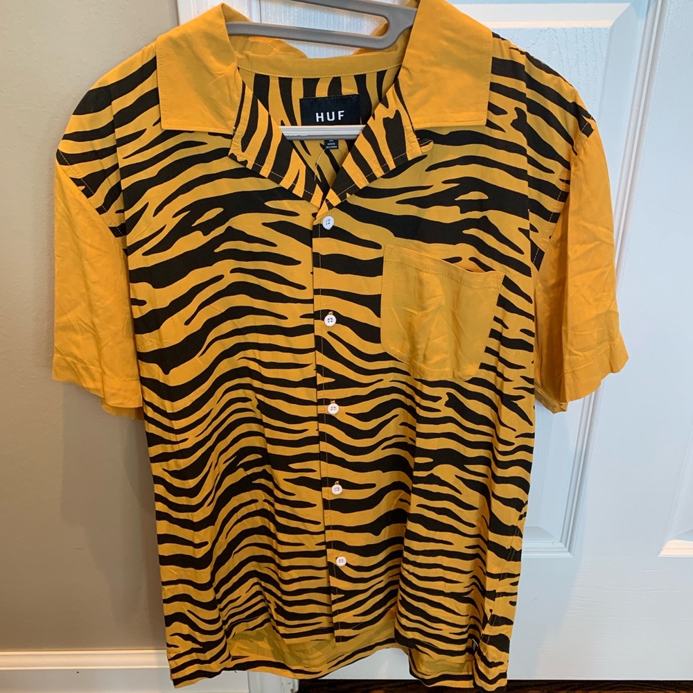 HUF WORLDWIDE button down shirt brand new with tag